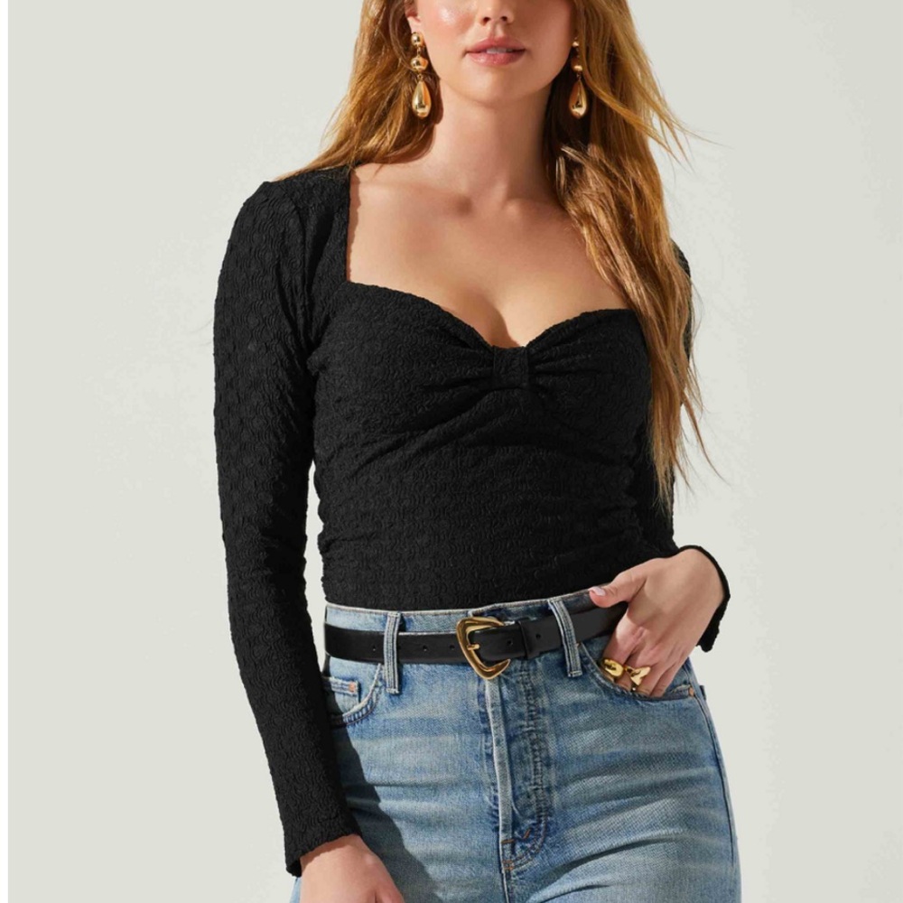 Astr Ren Top